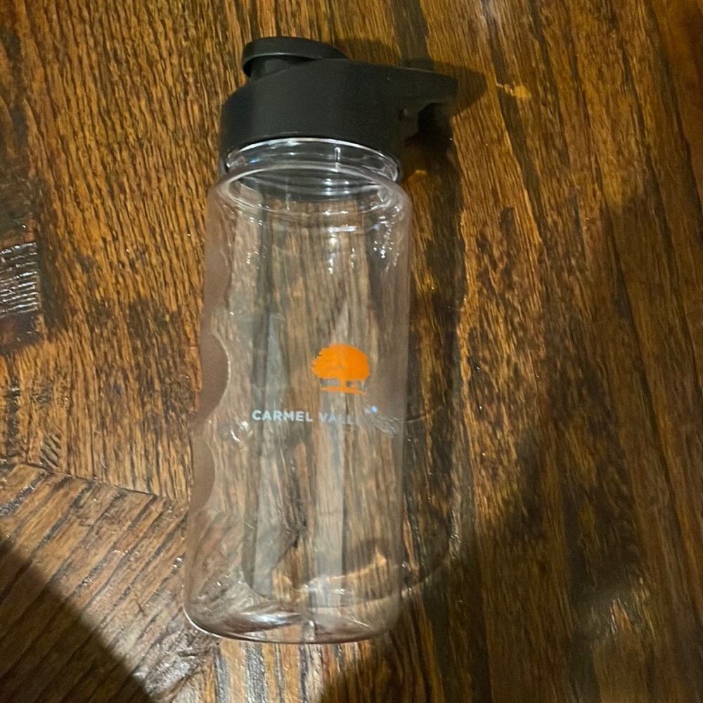 Water bottle